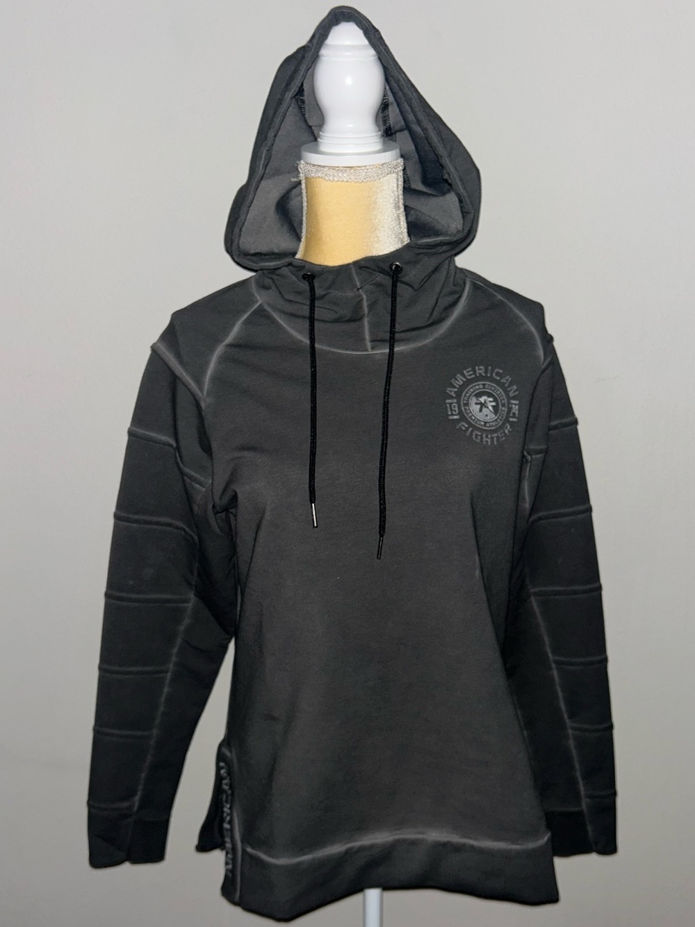 NWT American Fighter Premium Dark Gray Hooded Pullover with Subtle Logo Sz M